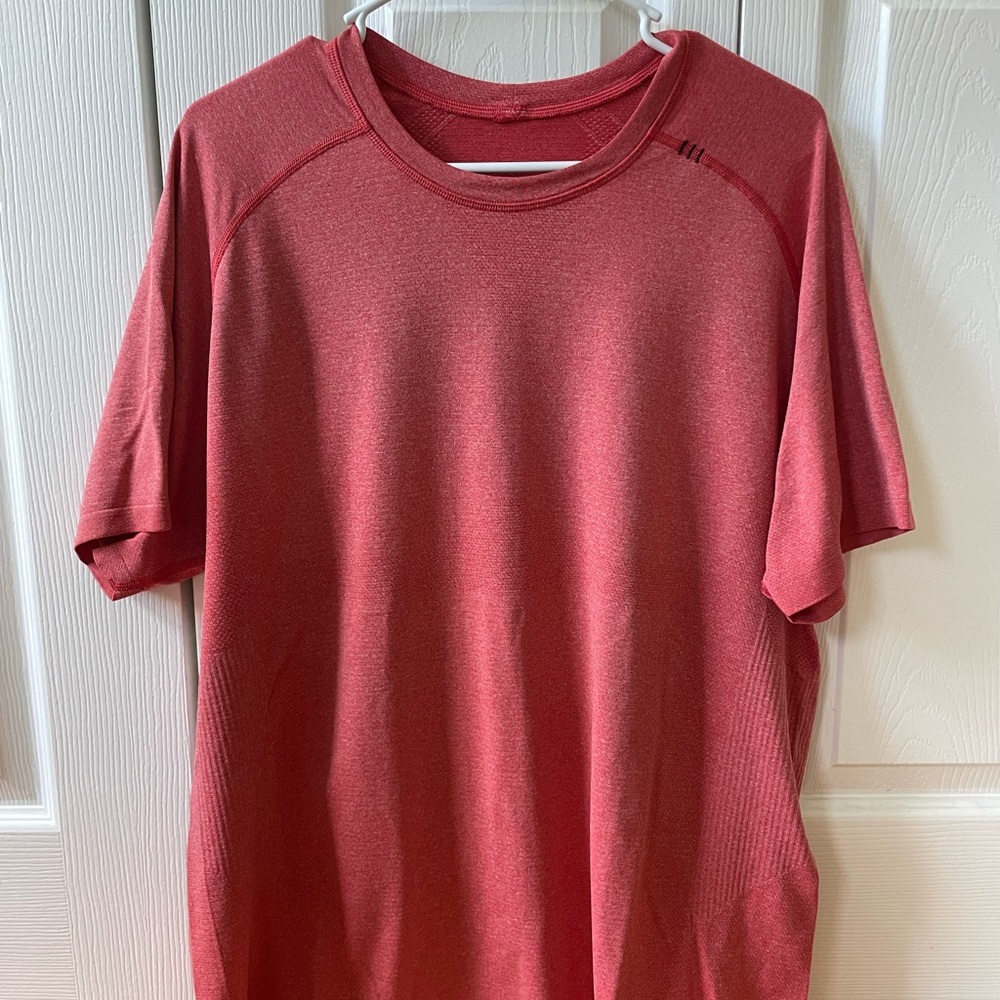 lululemon athletica Red Short Sleeve Tee